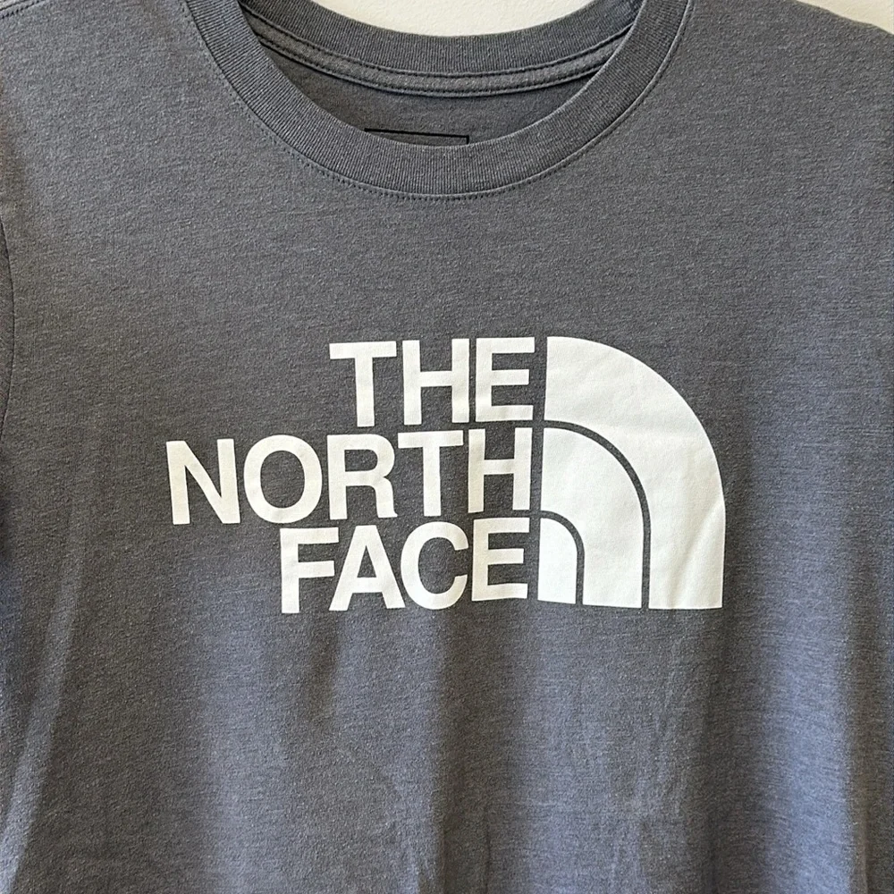 The North Face • Gray Signature Tee • Sz L - Picture 2 of 9